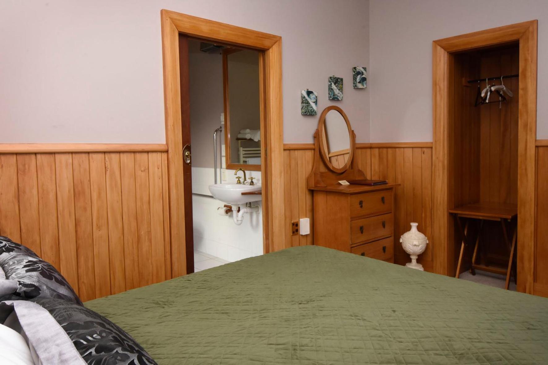 Te Anau Lodge Bagian luar foto
