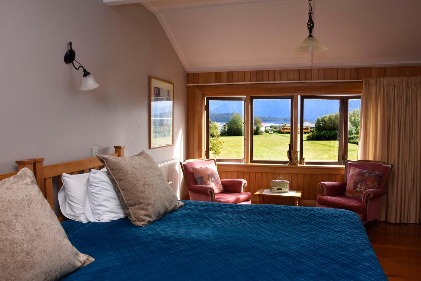 Te Anau Lodge Bagian luar foto
